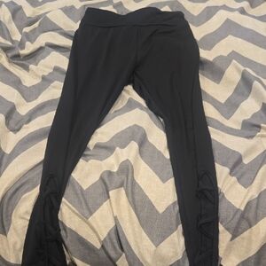 Stylish Women Criss Cross Leggings